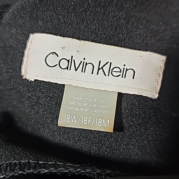 CALVIN KLEIN Flutter Cape Short Sleeve V-Back Crepe Sheath Dress - Size 18W - Picture 7 of 8